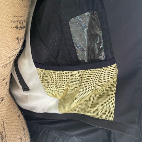 Columbia Omni Tech Waterproof Jacket, Fall Jacket - Picture 7 of 10